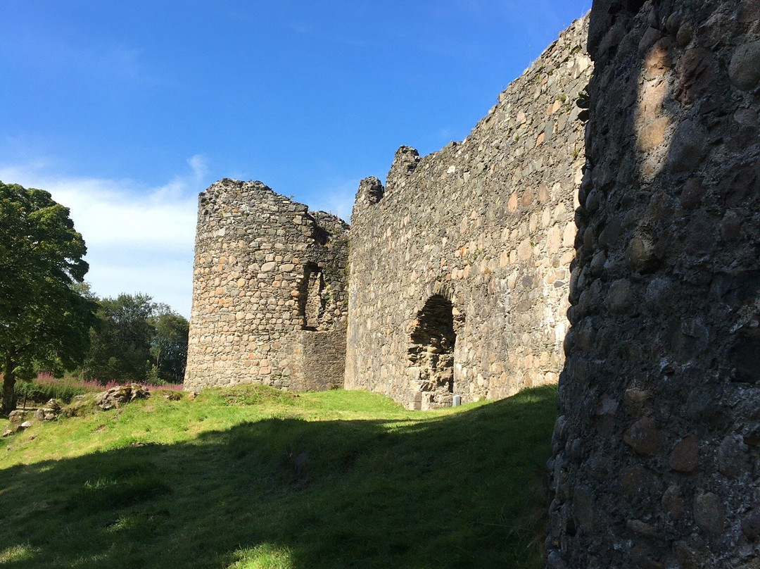 Old Inverlochy Castle景点图片