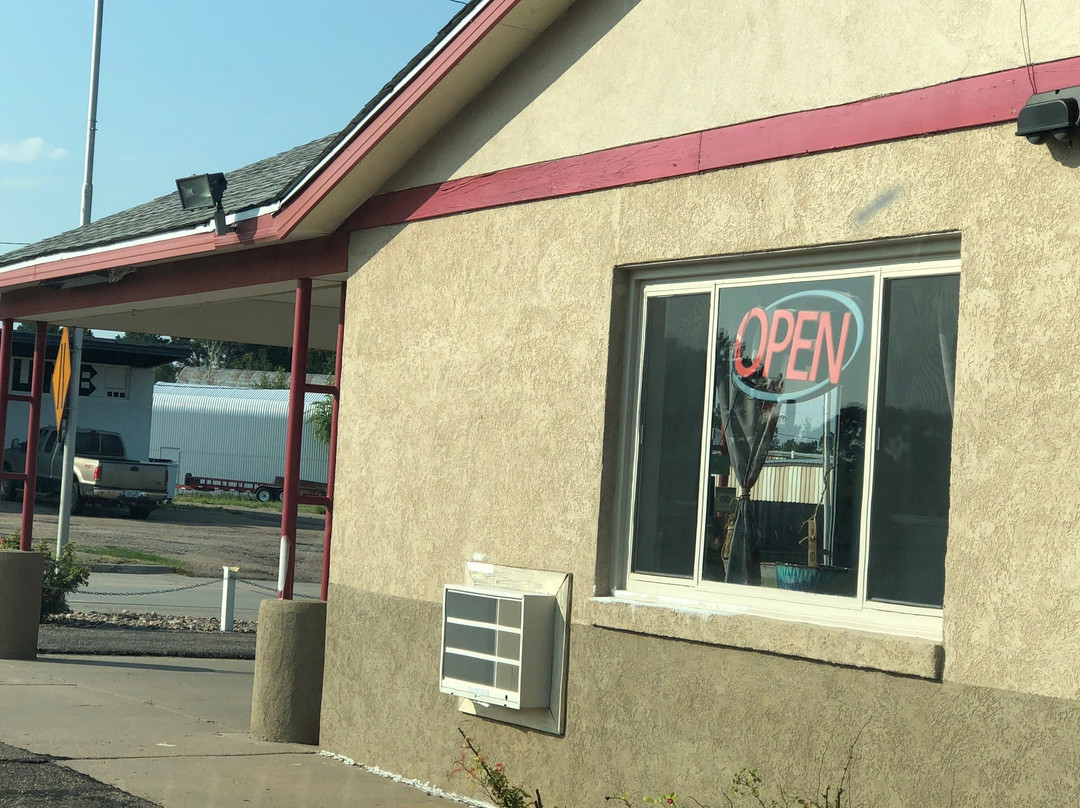 科尔比经济旅馆&套房酒店主图