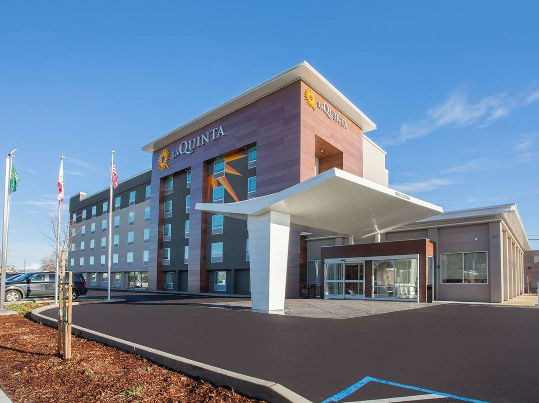 马德拉山谷旅馆主图