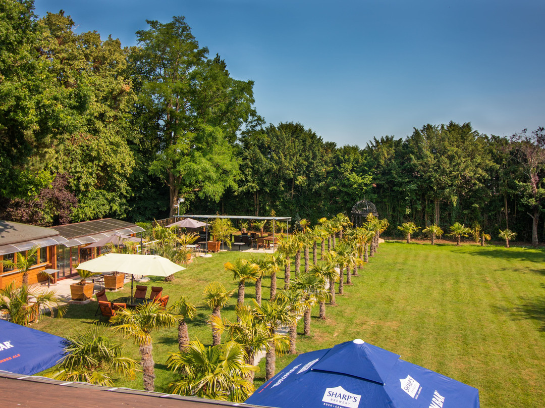 The Manor Pub & Grill