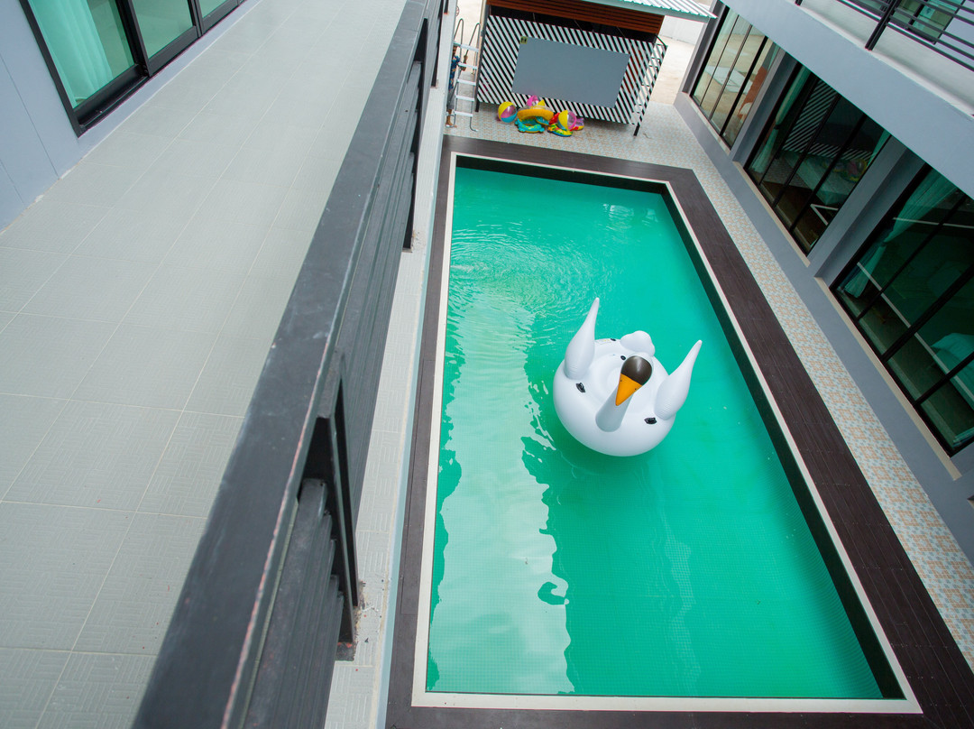 Three Bridges Hotel主图