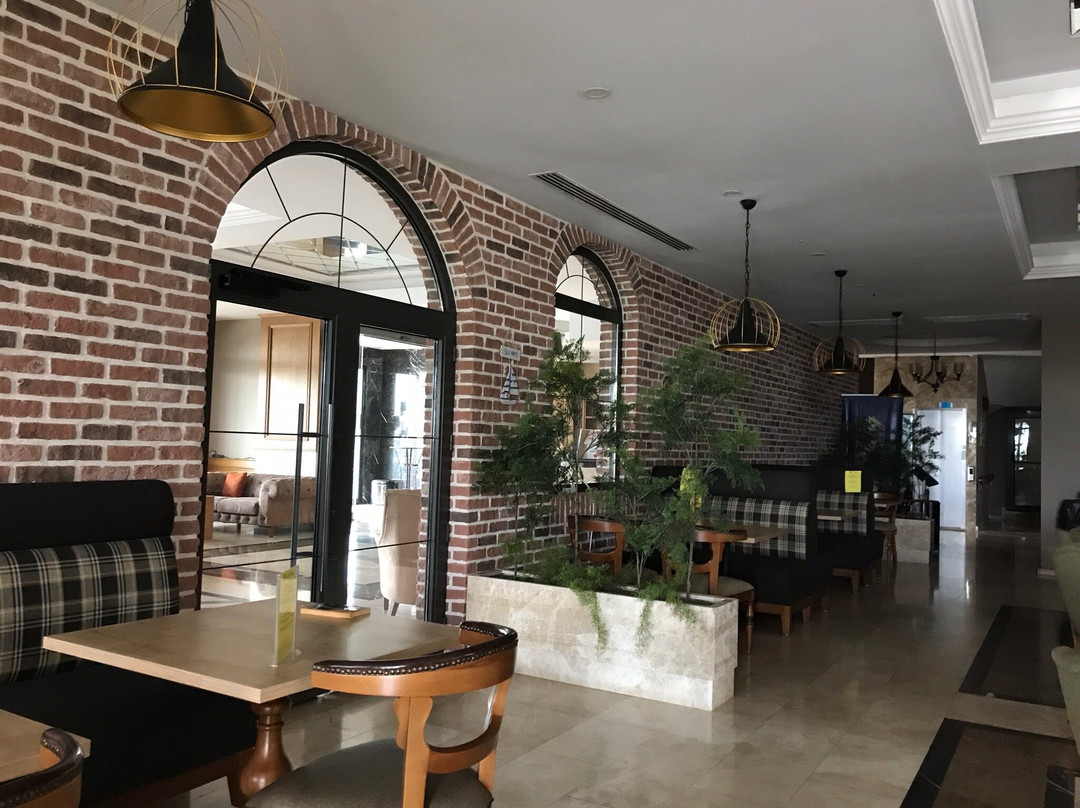 Aktug Elegance Hotel主图