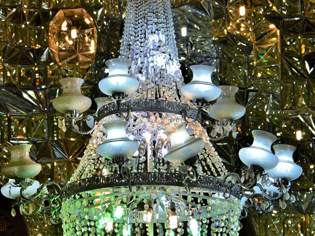 Ali Ibn Hamzeh Holly Shrine景点图片