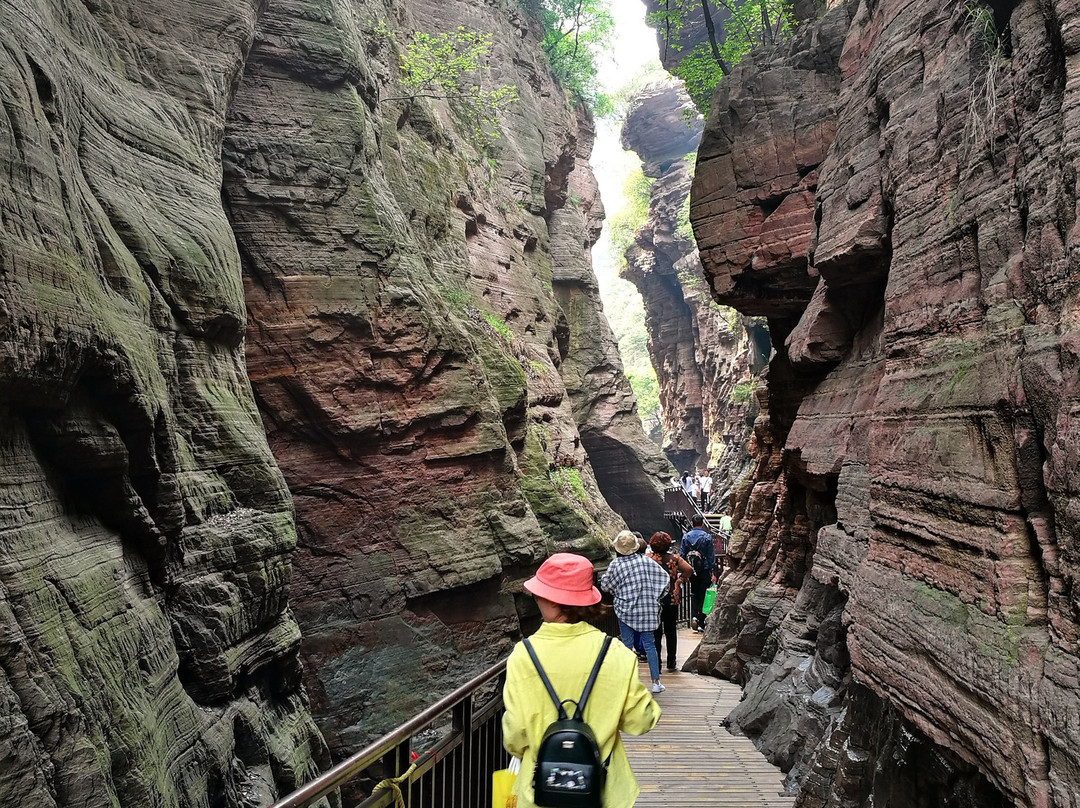 龙潭大峡谷-新安县必去景点