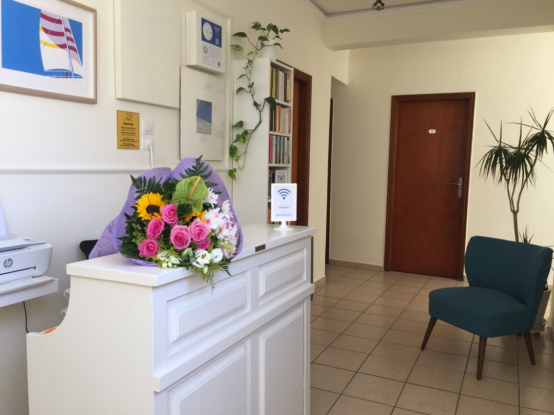 Alexandris Hotel主图