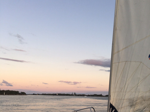 香槟游艇行程-梅因海滩必去景点