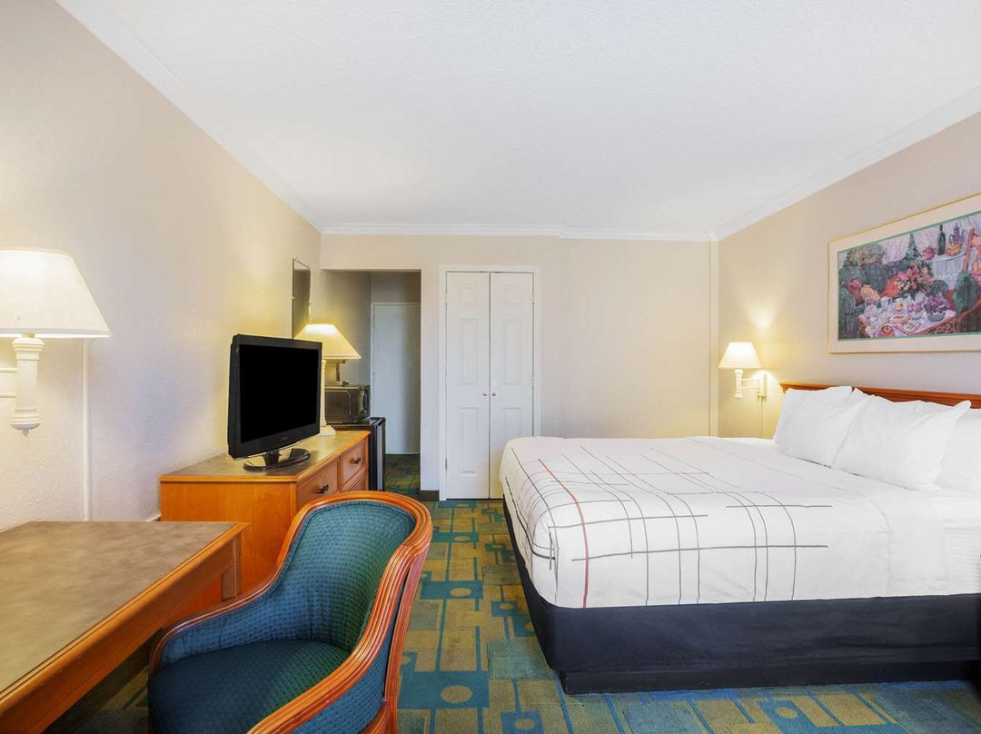 Days Inn Inn by Wyndham Del Rio主图