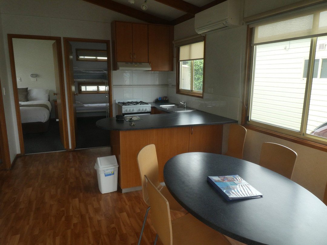 吉朗里弗维尤图尔瑞斯特公园酒店主图