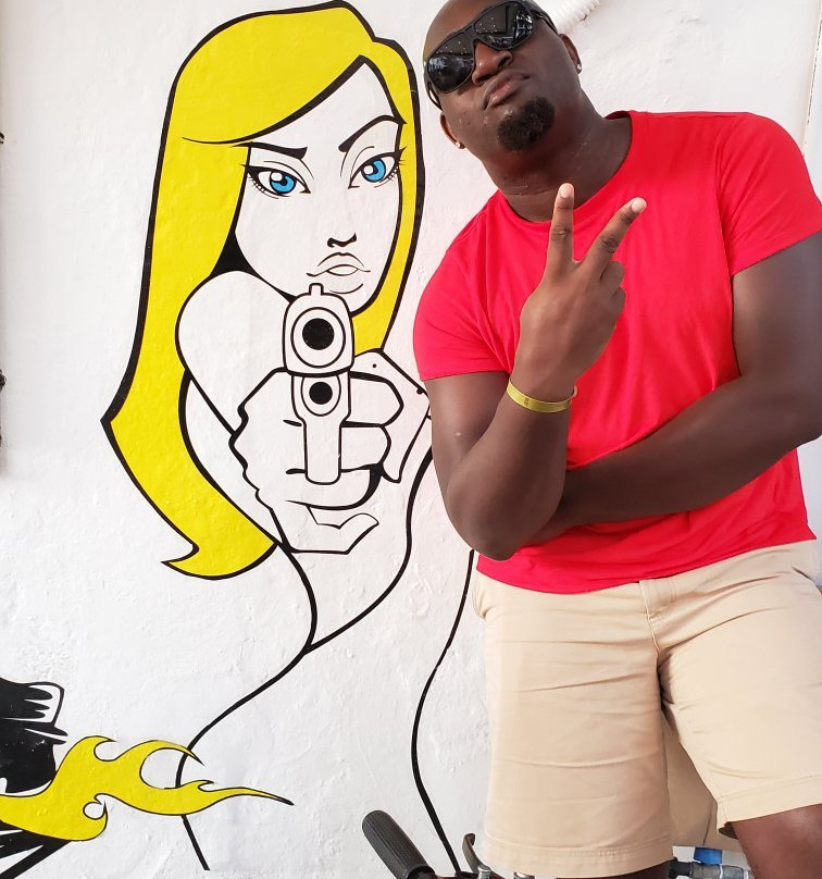 Blondies Loft + Slushbar-瓦拉塔港必去景点