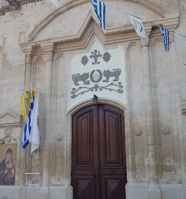 Pissouri Village Square-皮索里必去景点