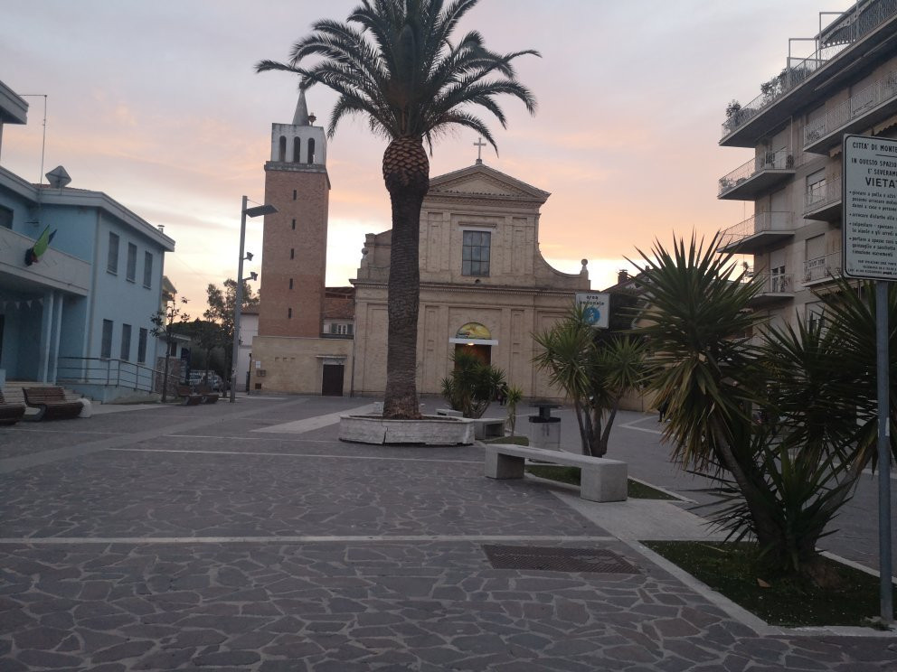 Parrocchia S. Antonio di Padova景点图片