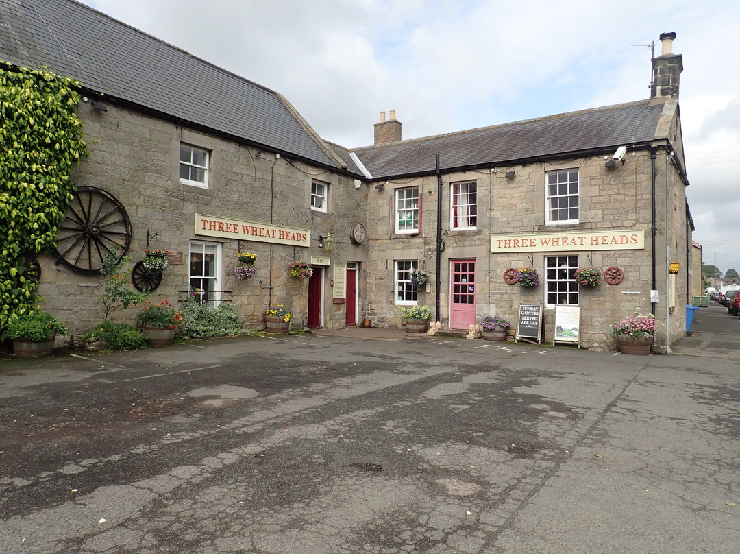 The Three Wheat Heads Inn主图