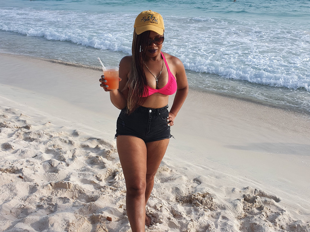 Rockley Beach-Rockley必去景点