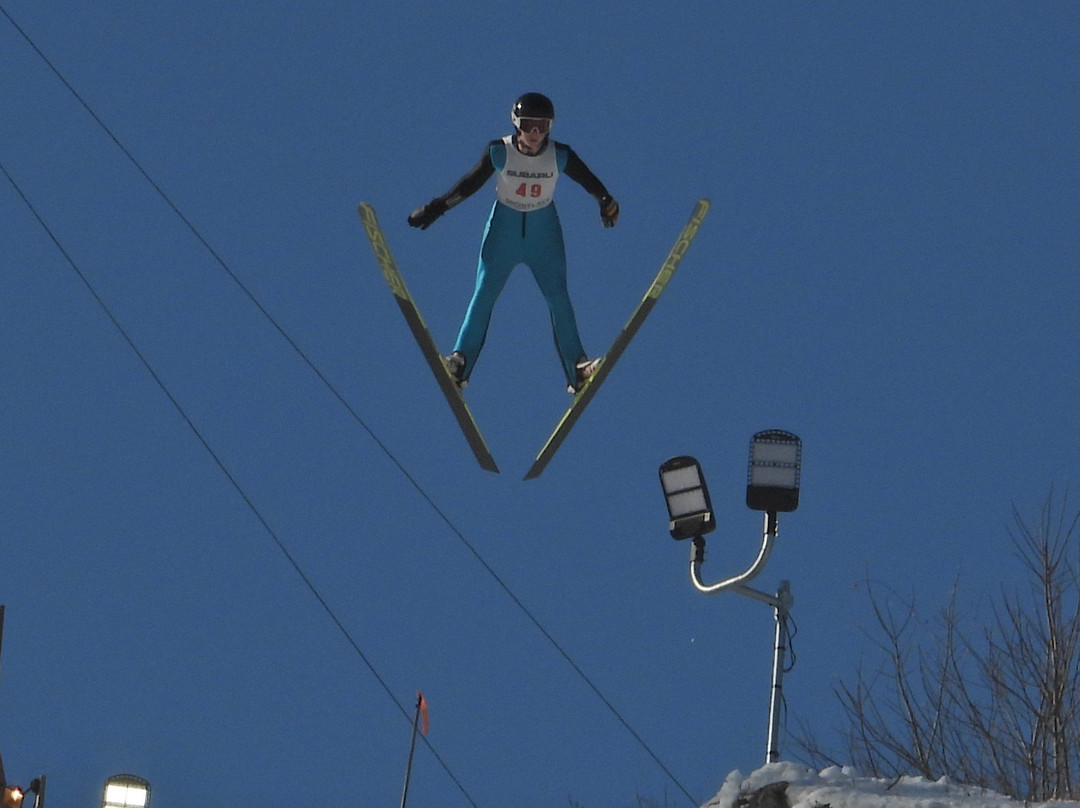 Snowflake Ski Club景点图片