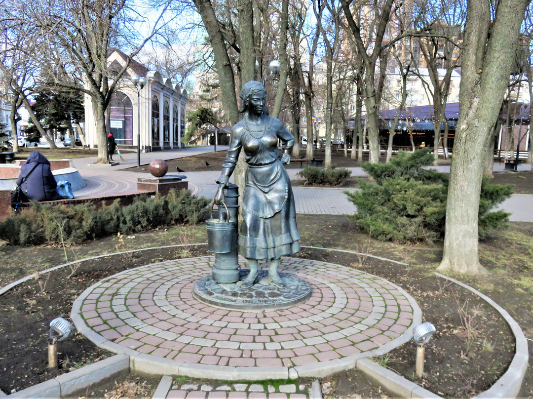 Sculpture the First Water Pipe景点图片