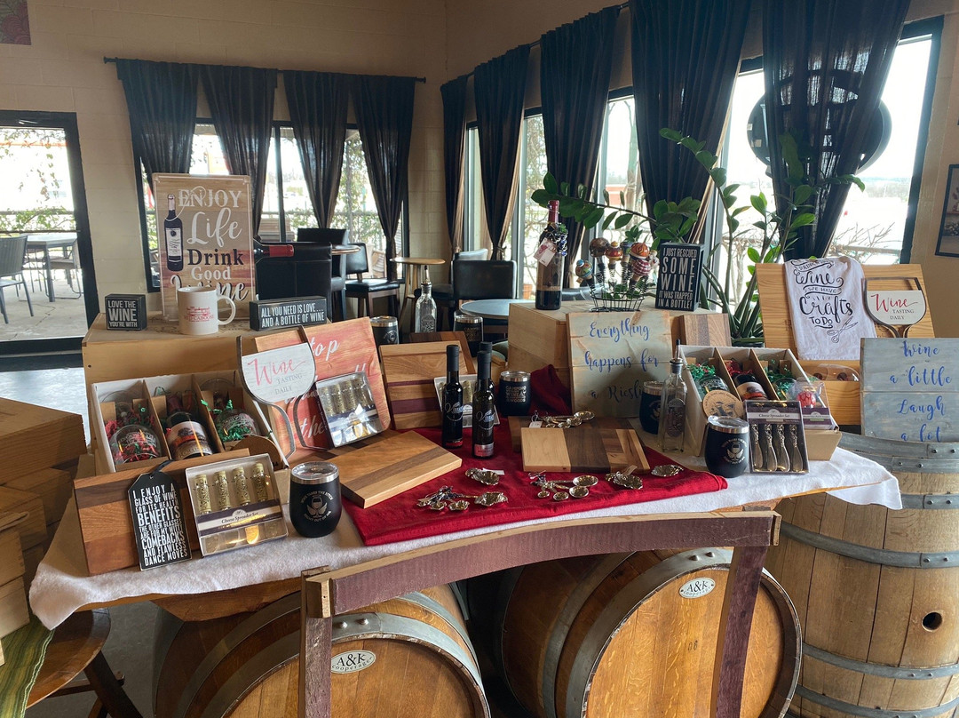 Red Caboose Winery-Clifton必去景点