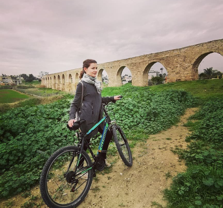 Kamares Aqueduct景点图片