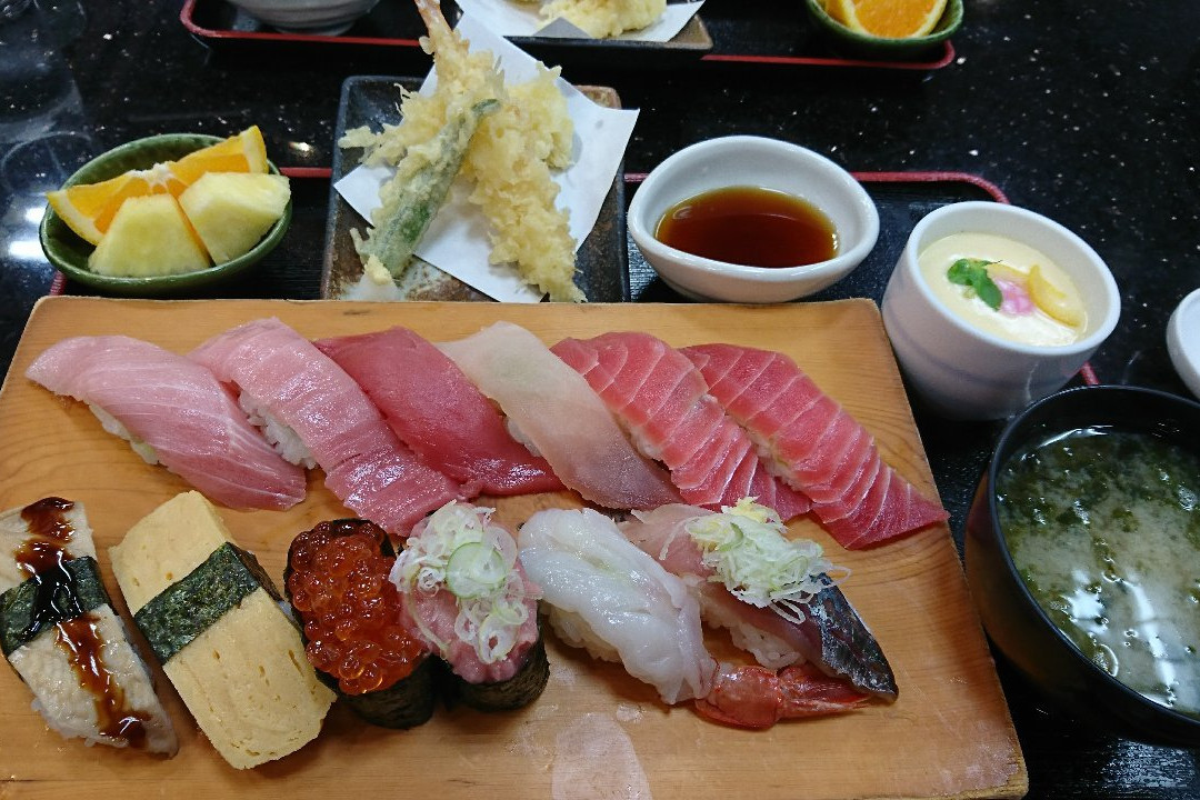 ジャンボおしどり寿司 辻堂店