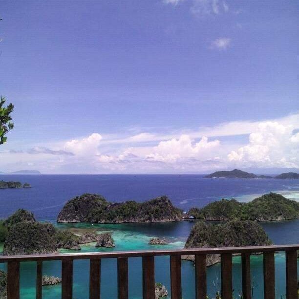 Mayalibit Bay Cottage-portrait