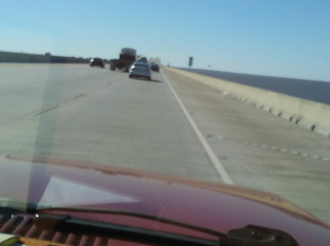 Super 8 by Wyndham Marshall主图