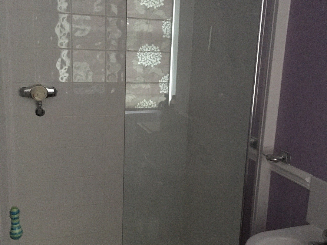 Caroline House主图