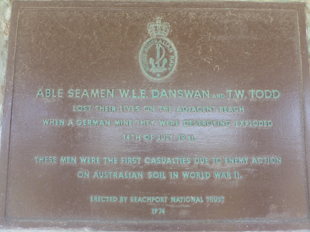 Memorial Lookout-海滩港必去景点