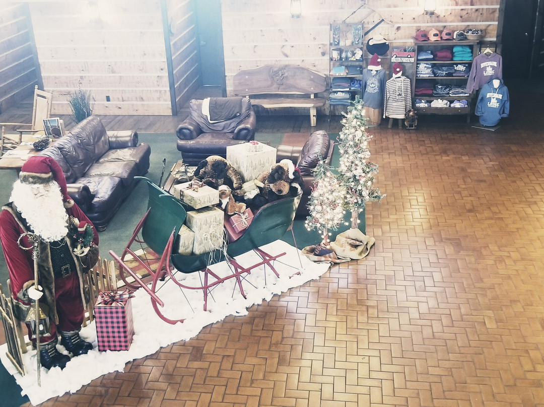 RiverBank Lodge主图