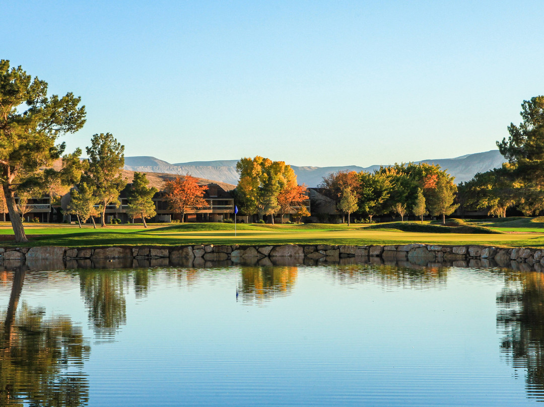 Bloomington Country Club景点图片