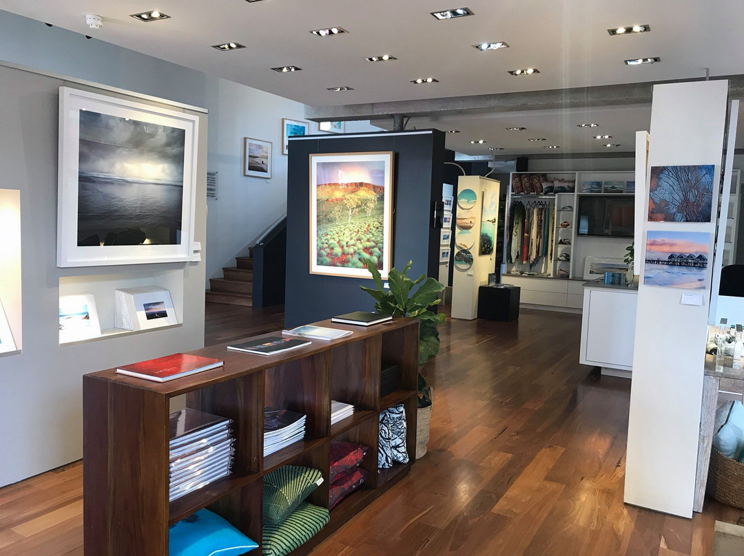 Christian Fletcher Gallery-戴士柏必去景点