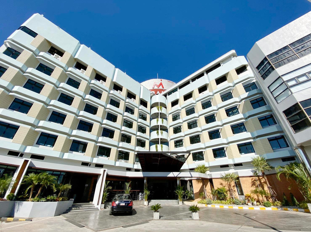 M Grand Hotel主图