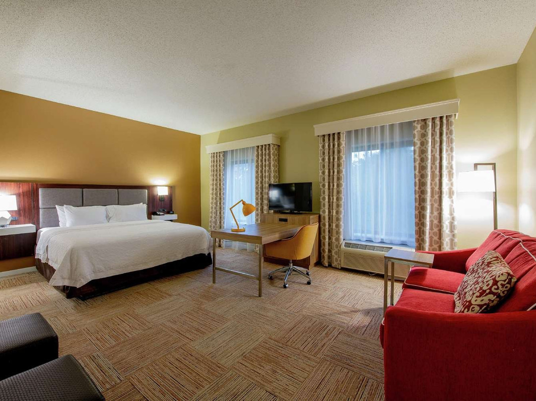 Hampton Inn & Suites Lafayette主图