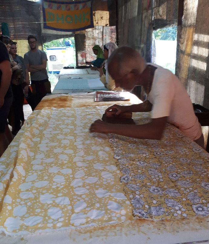 Dhonk-瑟瓦伊马托布尔必去景点