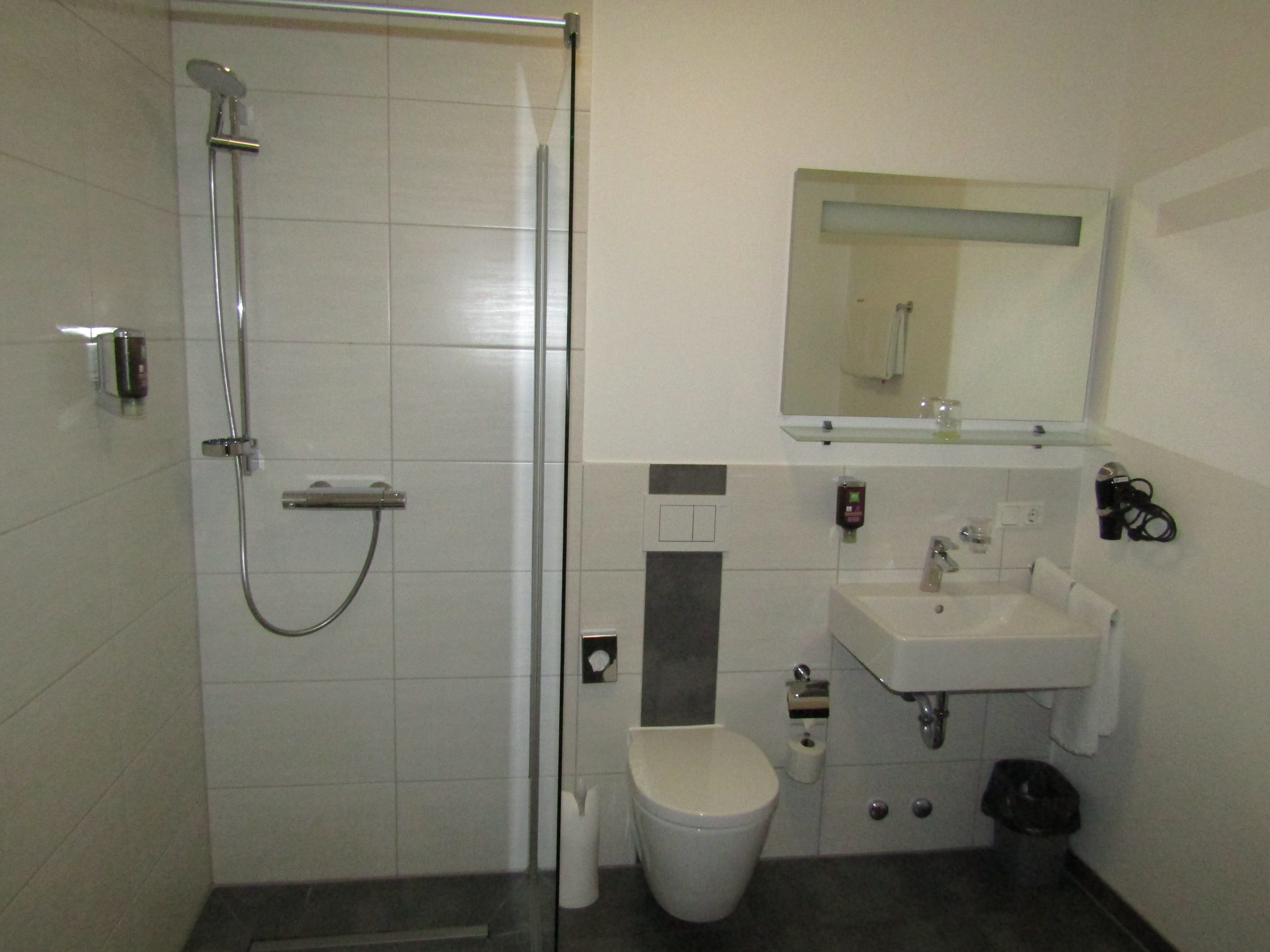 宜必思尚品阿尔斯贝格绍尔兰酒店-浴室