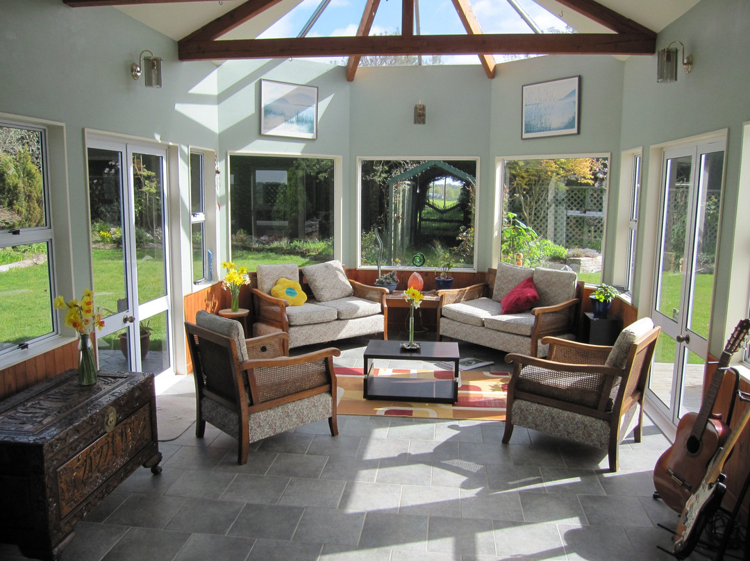 Thyme Out Estate主图