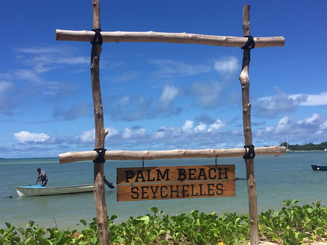 棕榈滩酒店主图