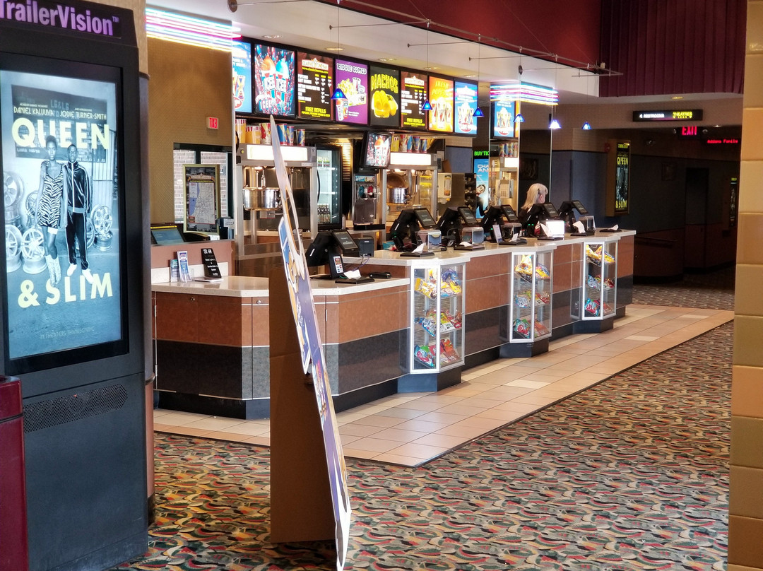 Classic Cinemas Elk Grove Theatre-埃尔克格罗夫村必去景点