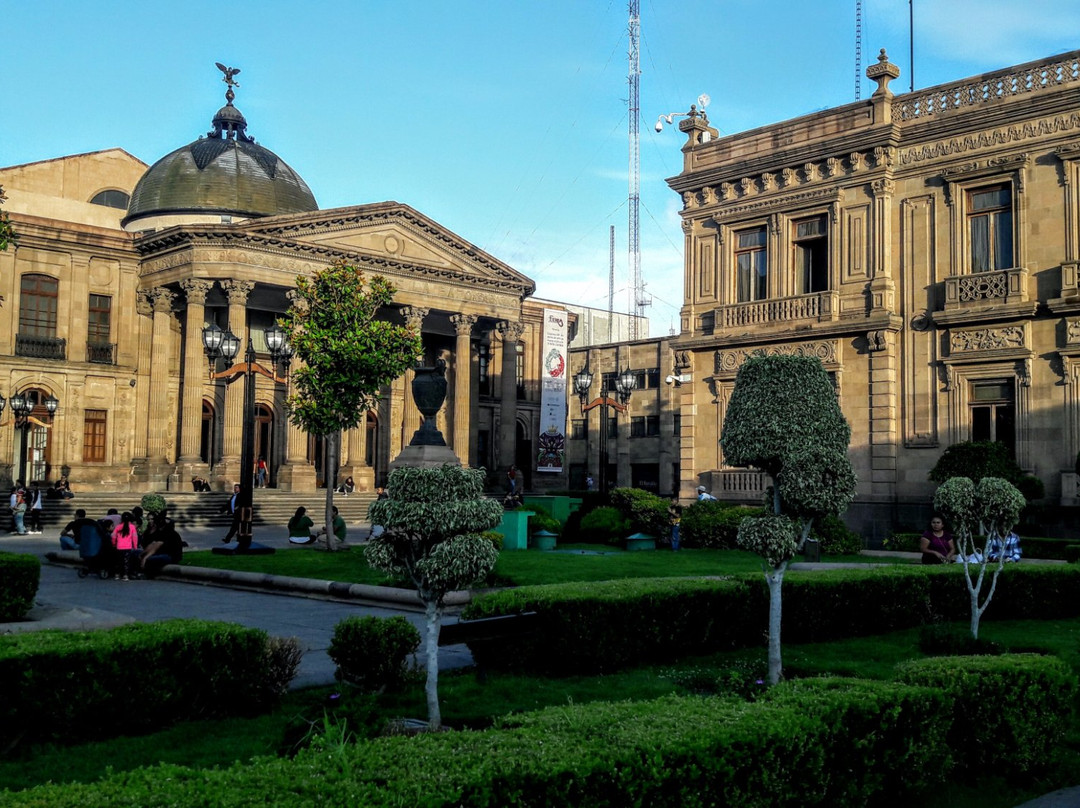 Plaza del Carmen景点图片