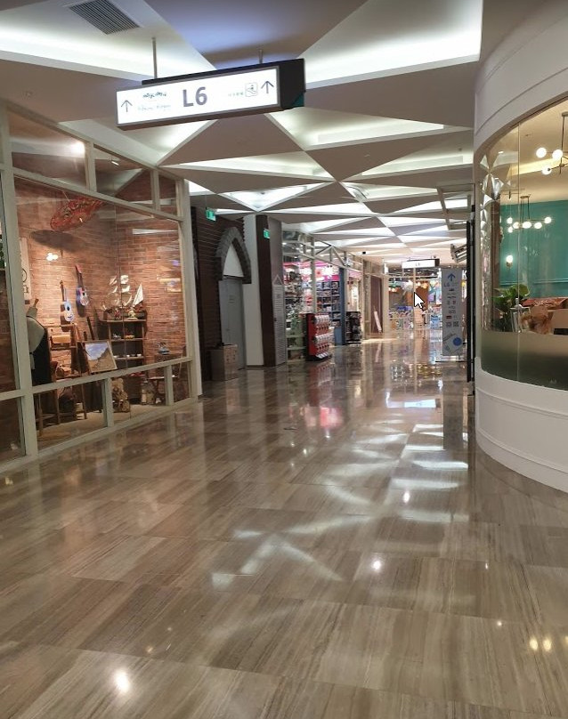 大悦城(西藏北路)-上海市必去景点