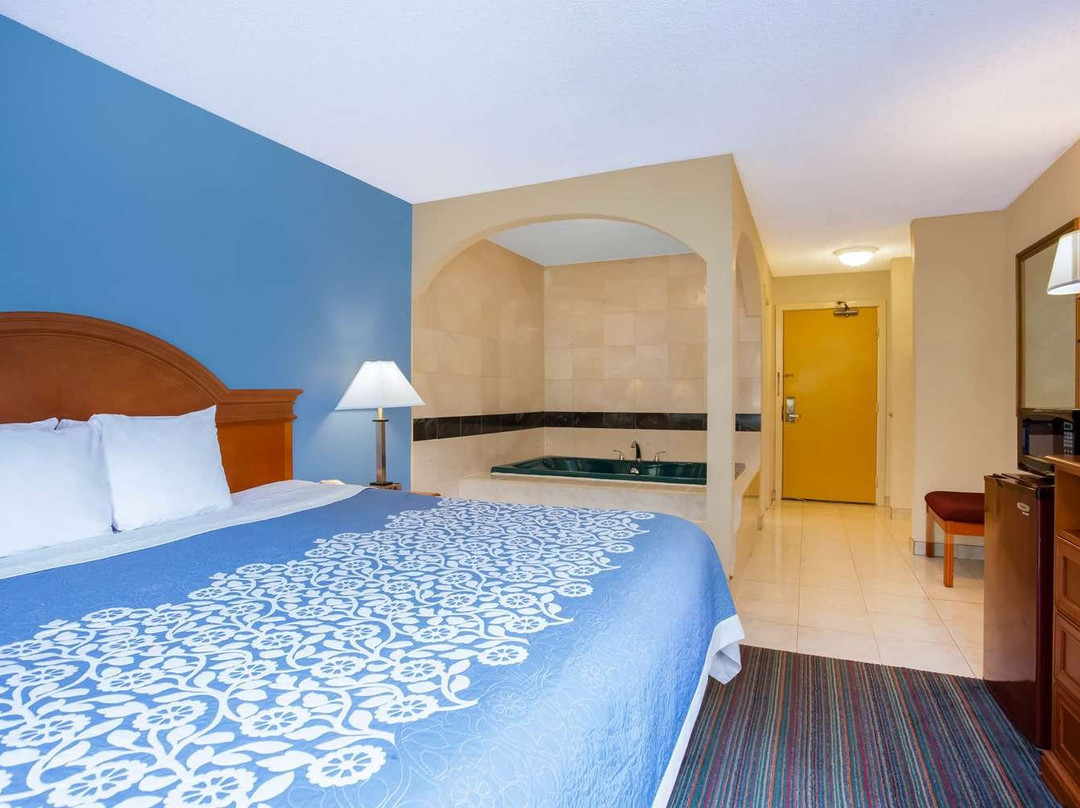 Days Inn by Wyndham Runnemede Philadelphia Area主图