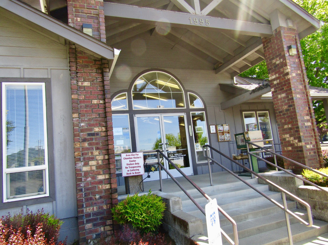 Grants Pass Visitor Bureau