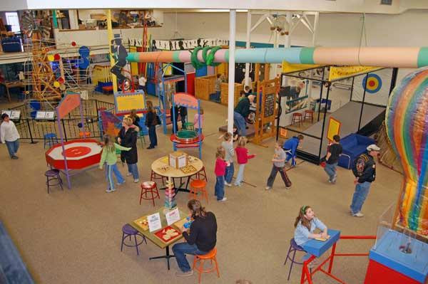 伯米吉旅游景点-Headwaters Science Center