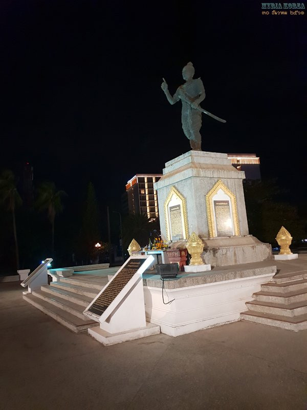 Fa Ngum Statue-万象必去景点