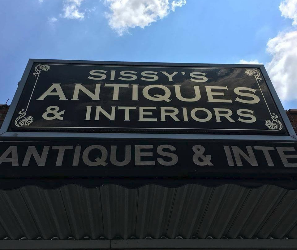 Sissy's Antiques & Interiors景点图片