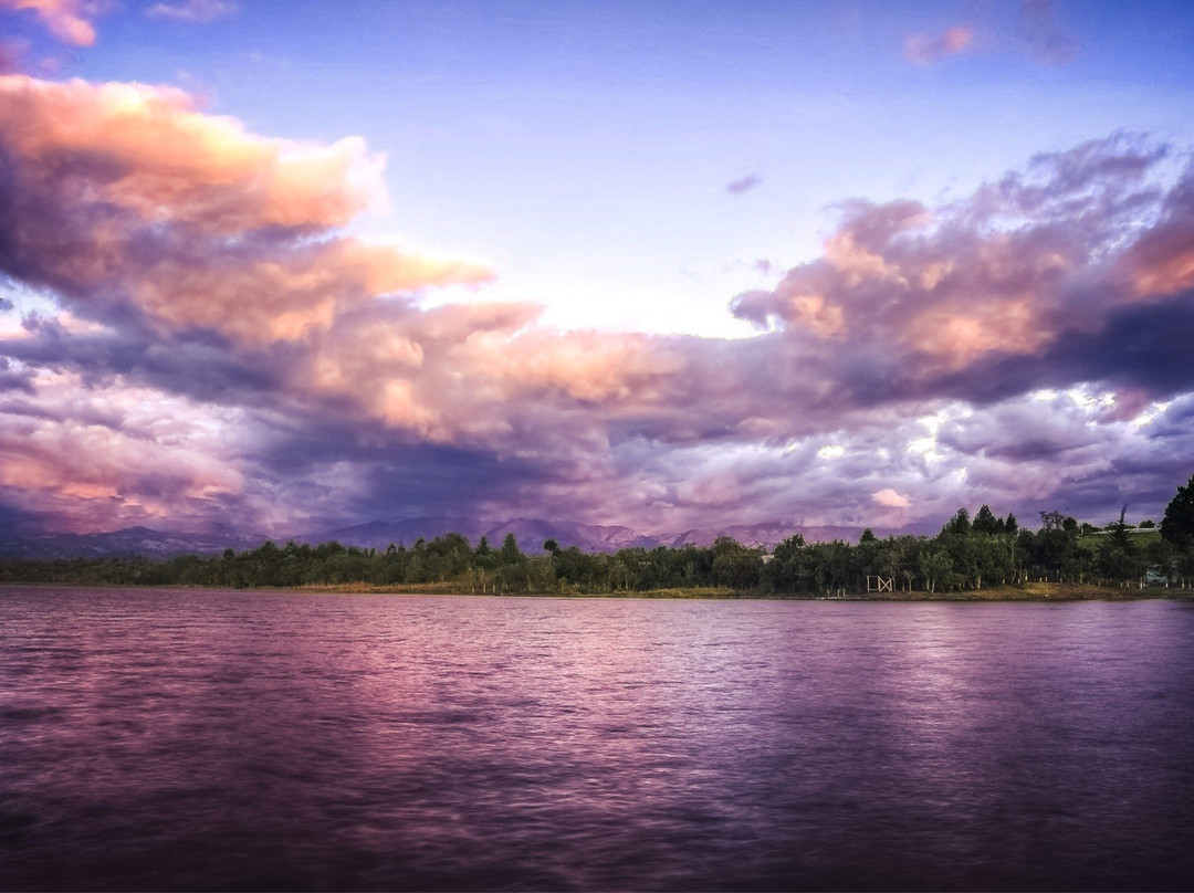 Lago El Bolson景点图片