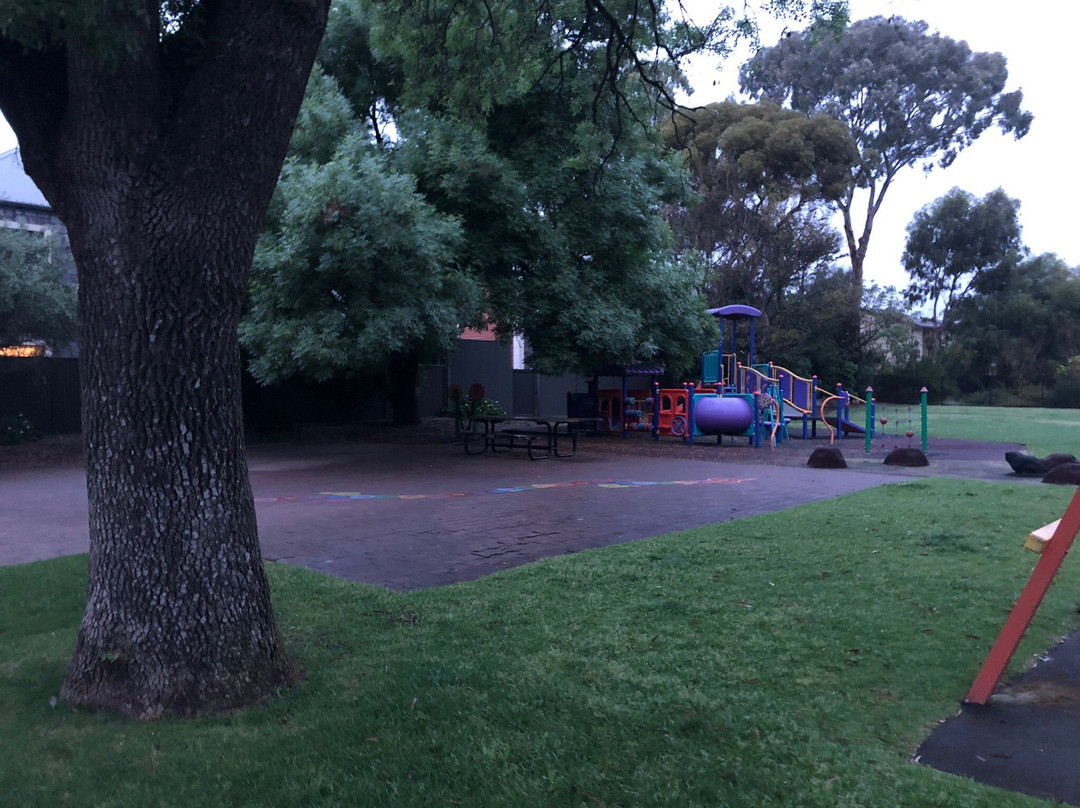 Leicester St Playground景点图片