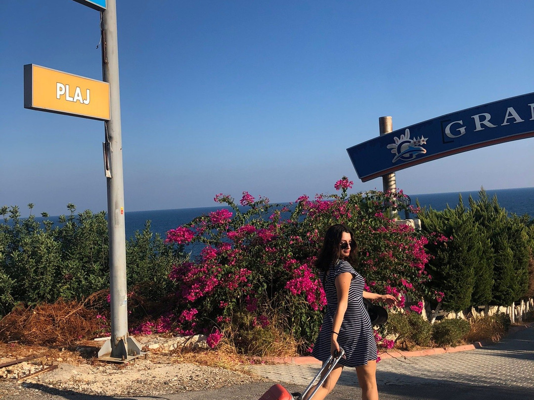 Grand Ada Hotel主图