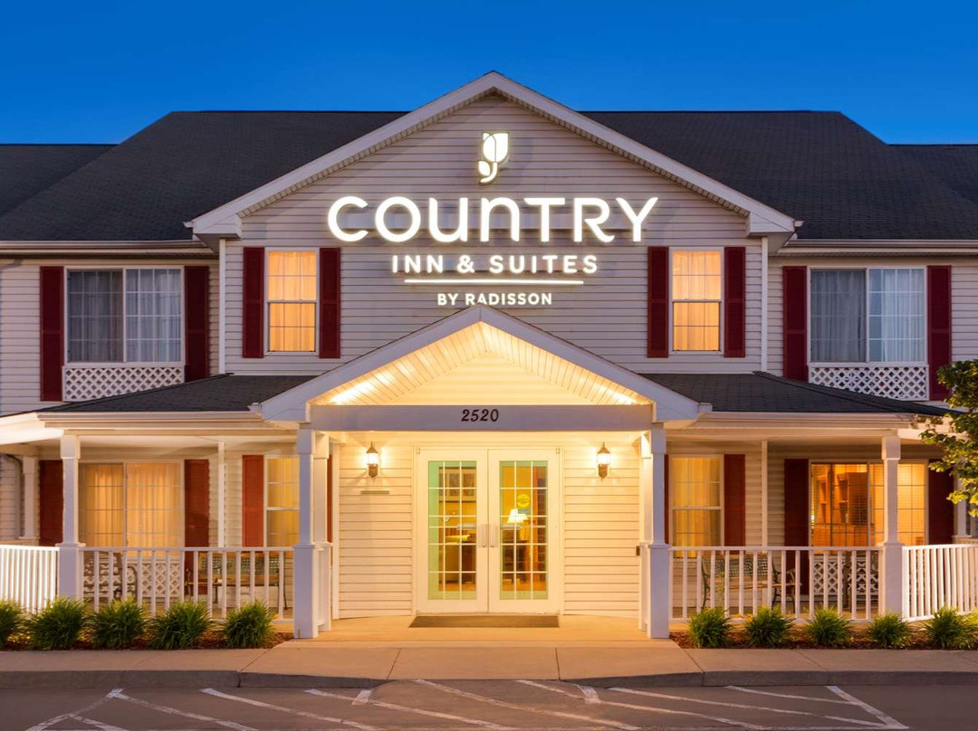 Country Inn & Suites by Radisson, Nevada, MO主图