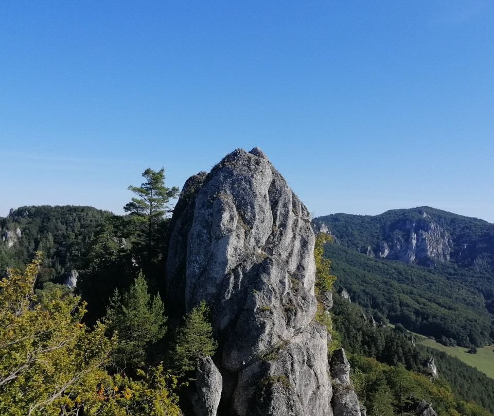 Súľovský hrad-Sulov-Hradna必去景点