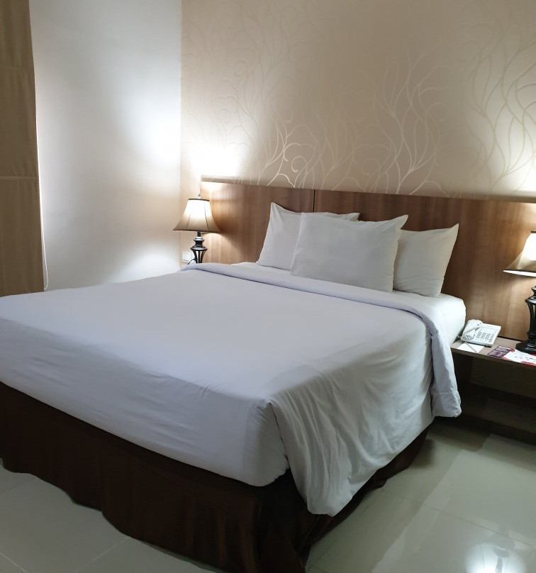 Emilia Hotel by Amazing主图