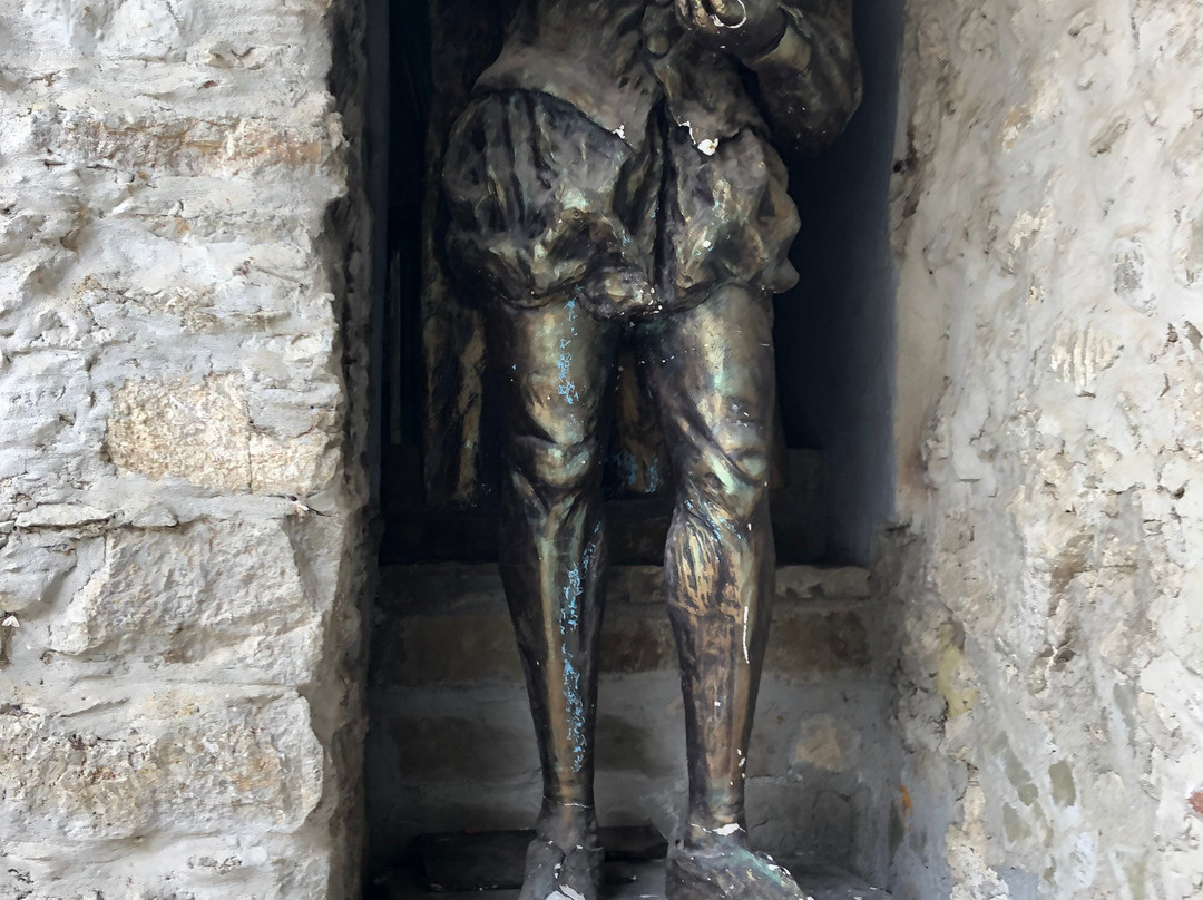 Palazzo Loreti-Satriano di Lucania必去景点